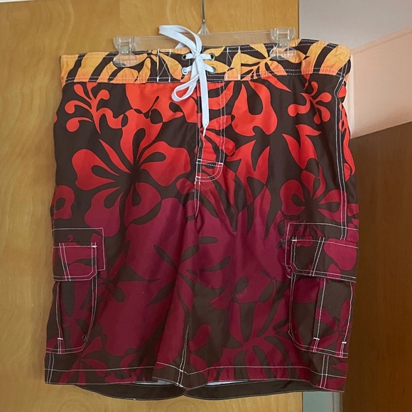 Merona Men's Swimsuit, Size L - Picture 1 of 3